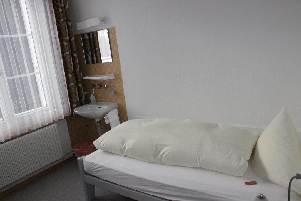 Burgbuehl Hotell Sankt Antoni Exteriör bild